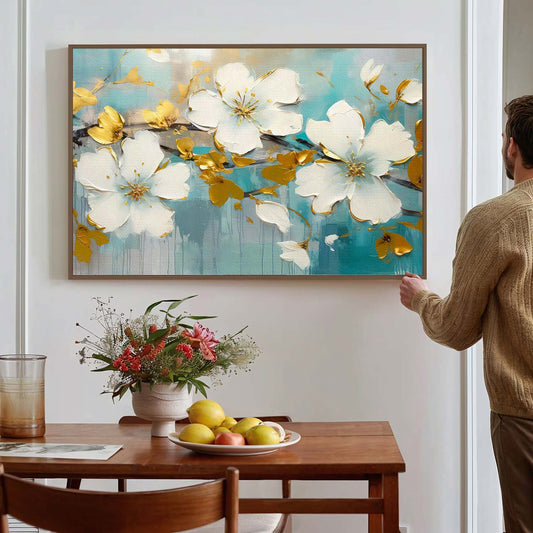 Tableau sur toile de fleurs bleu ciel avec des taches dorées KWADECO