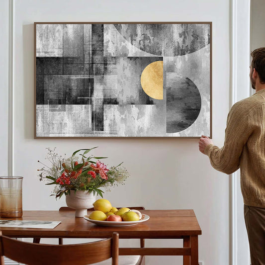 Tableau sur toile moderne avec un fond noir et cercle doré KWADECO