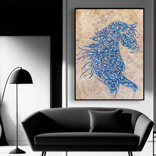 Toile calligraphiée, silhouette dorée de cheval KWADECO